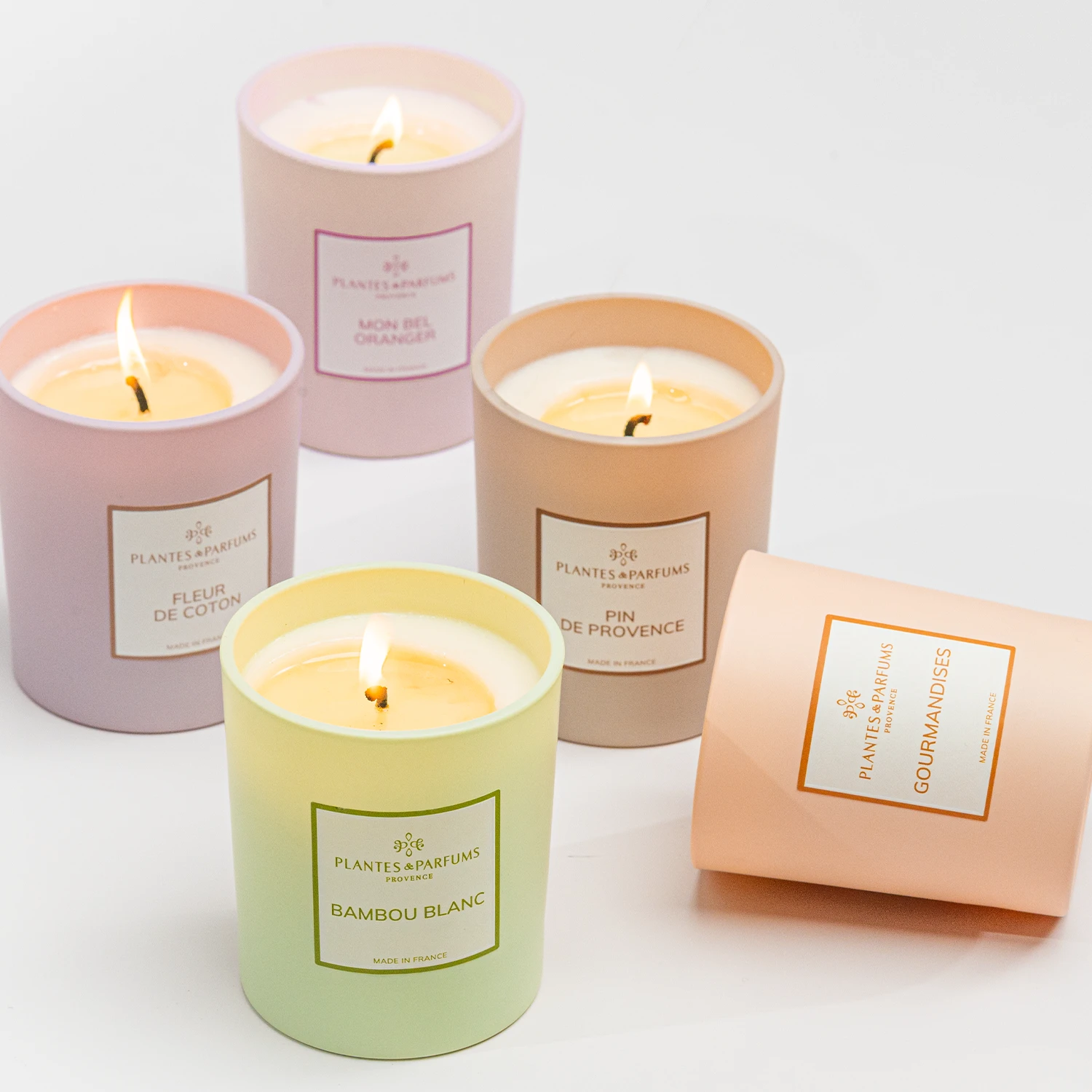 Bougie Végétale Pêche De Vigne 180g Avec étui – Image 2