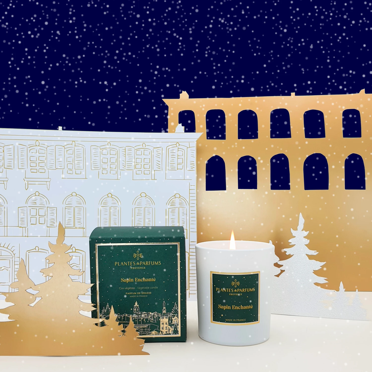 Bougie Végétale Sapin Enchanté 180g Sous étui – Image 2